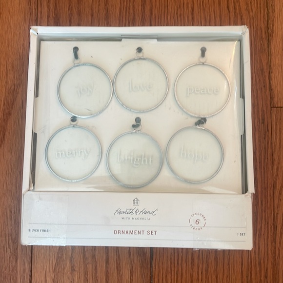 Hearth and Hand with Magnolia Bundle - Picture 2 of 5